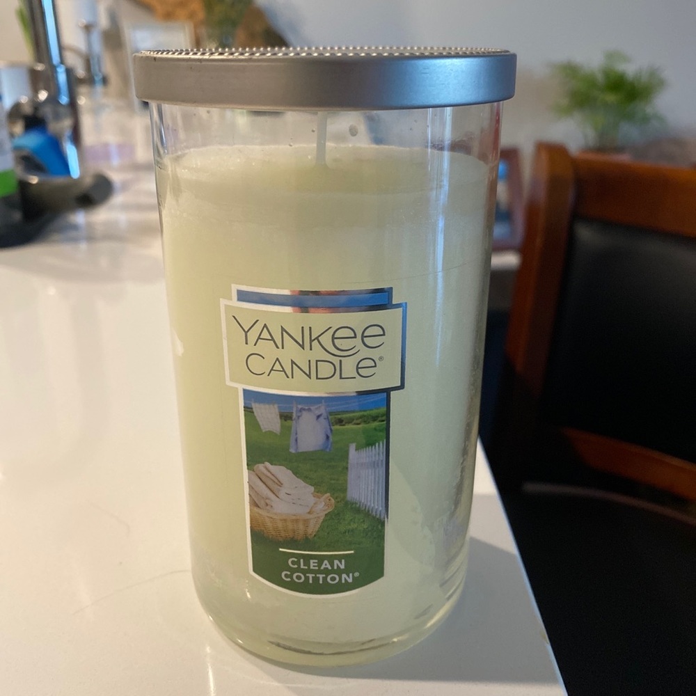 Yankee Candle Medium Perfect Pillar Scented Candle, Clean Cotton 12oz.